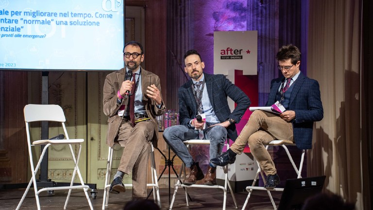 Panel di relatori