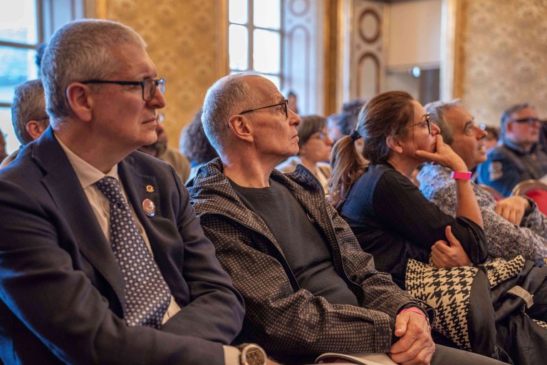Pubblico in ascolto